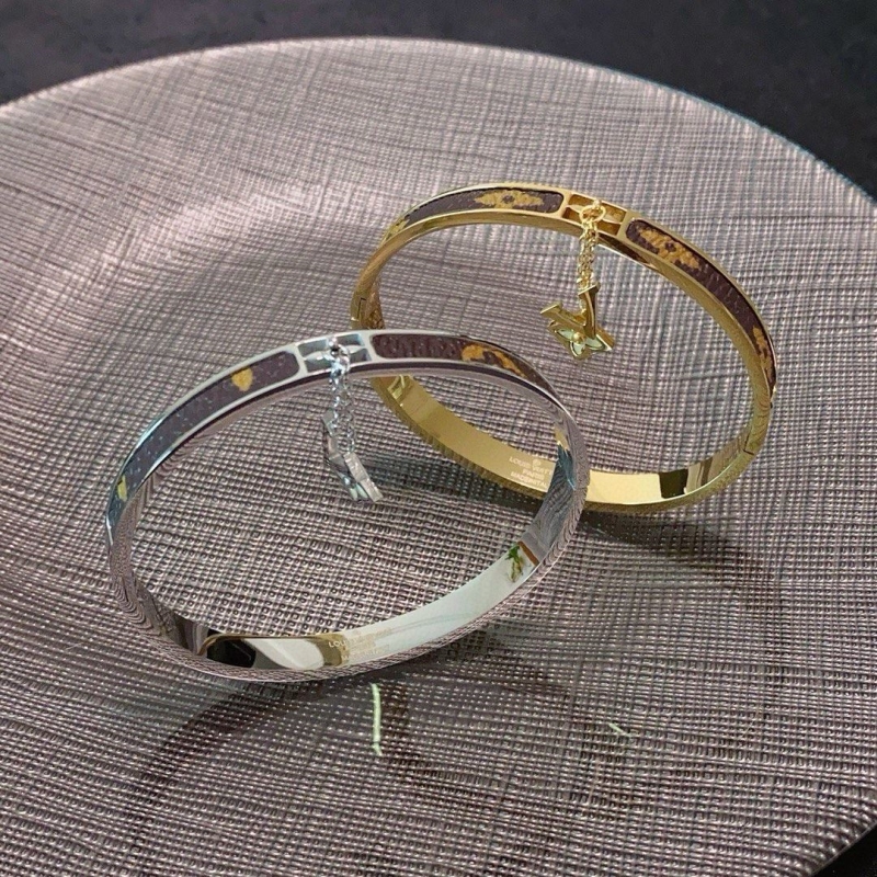 LV Bracelets